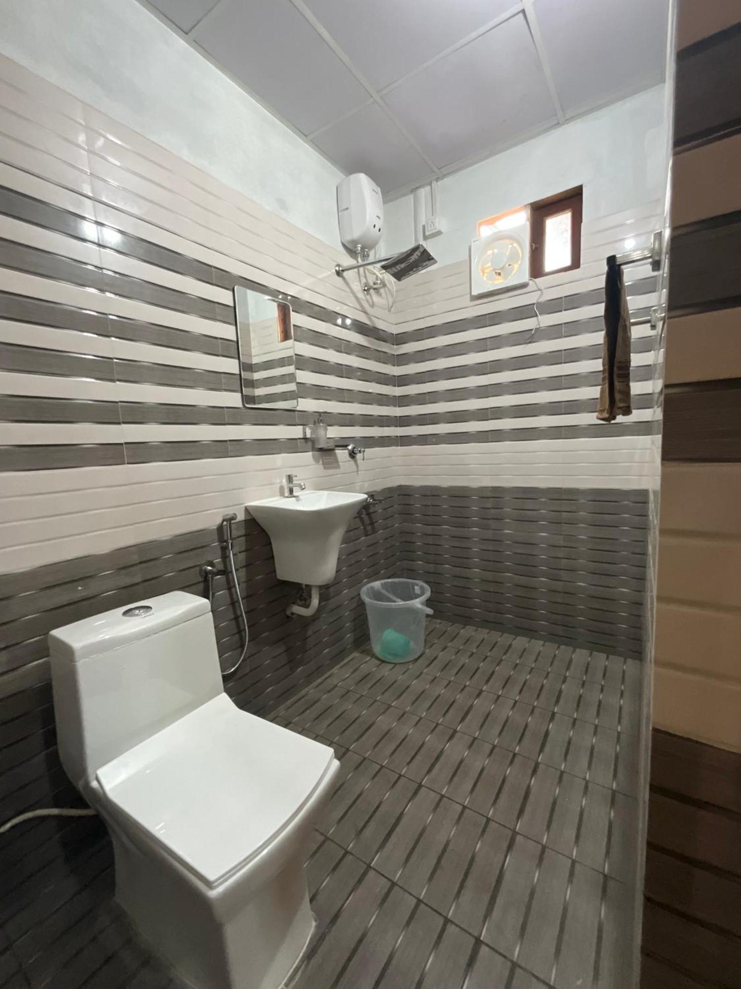 Vrindavan Homestay Mundrothuruth Екстер'єр фото